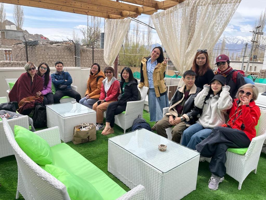 Ashoka Ladakh Hotel Leh Buitenkant foto