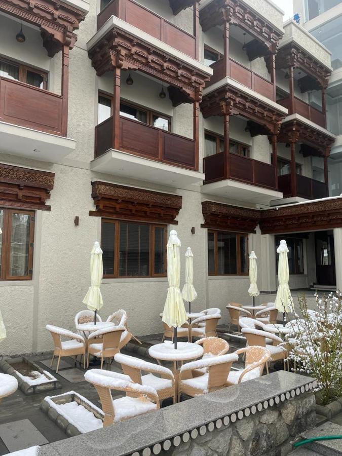 Ashoka Ladakh Hotel Leh Buitenkant foto