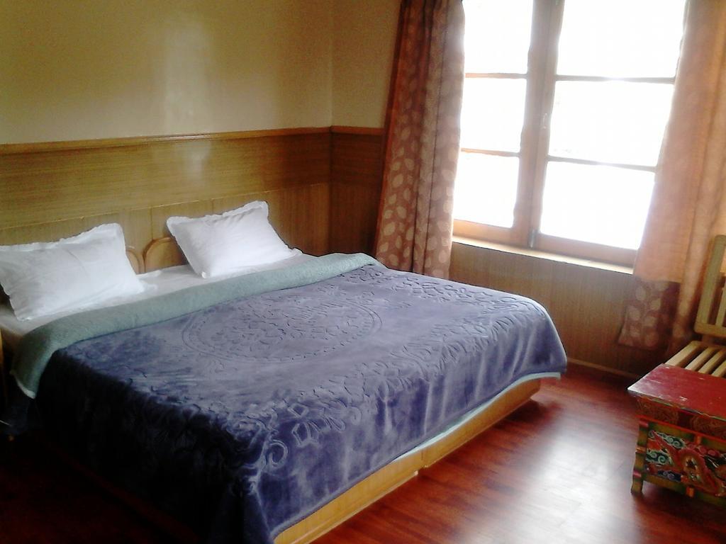 Ashoka Ladakh Hotel Leh Buitenkant foto